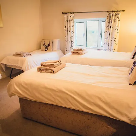 Deerclose West